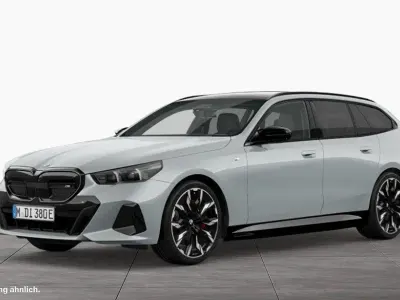 Gebraucht BMW i5 M Sport 442 kW (601 PS) 2025 Grau Kombi