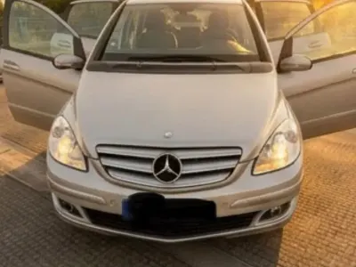 Gebraucht Mercedes B200 Edition 136 PS (100 kW) 2008 Silber Van / Kleinbus