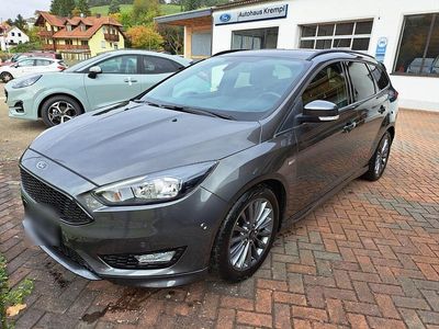 Gebraucht Ford Focus ST-Line 140 PS (102 kW) 2018 Grau Kombi