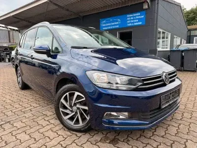 Gebraucht VW Touran Sound 150 PS (110 kW) 2017 Blau Van / Kleinbus