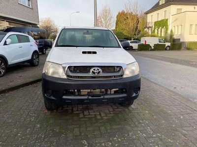 Gebraucht Toyota HiLux 144 PS (105 kW) 2010 Schneeweiss Pickup