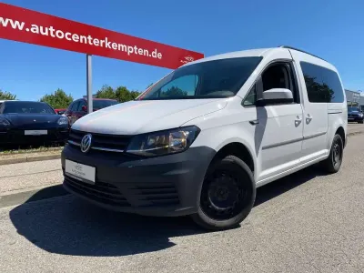 Gebraucht VW Caddy Maxi Trendline 150 PS (110 kW) 2017 Candyweiss Van / Kleinbus