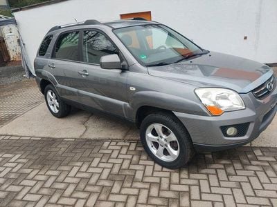 Gebraucht Kia Sportage 141 PS (103 kW) 2009 Grau SUV