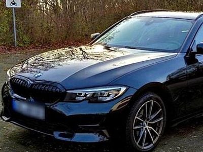 Gebraucht BMW 320 Sport Line 190 PS (139 kW) 2022 Schwarz Kombi