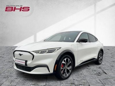 Gebraucht Ford Mustang Mach-E Premium 197 kW (269 PS) 2022 Starweiß (weiß) SUV