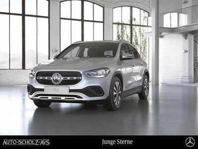 Gebraucht Mercedes GLA200 150 PS (110 kW) 2022 Silber SUV