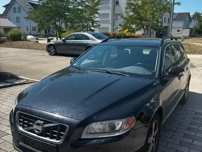 Gebraucht Volvo V70 Kinetic 163 PS (119 kW) 2010 Schwarz Kombi