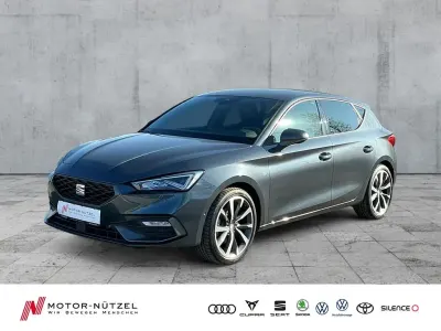 Używany Seat Leon FR 150 KM (110 kW) 2022 Szary Sedan/Limuzyna