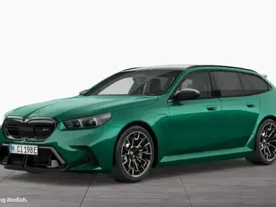 Usata BMW M5 Sport Line 727 CV (534 kW) 2025 Oro Station wagon