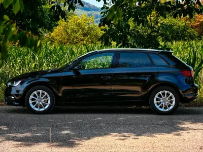Gebraucht Audi A3 Comfort 110 PS (80 kW) 2015 Schwarz Limousine