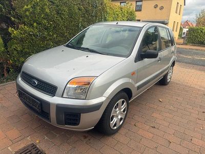 Gebraucht Ford Fusion 75 PS (55 kW) 2008 Silber Van / Kleinbus