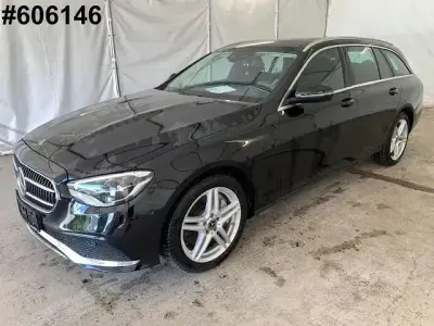 Gebraucht Mercedes E300 Avantgarde 194 PS (142 kW) 2021 Schwarz  unilack Kombi