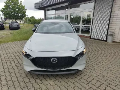 Neu Mazda 3 140 PS (102 kW) 2026 Ceramic Limousine