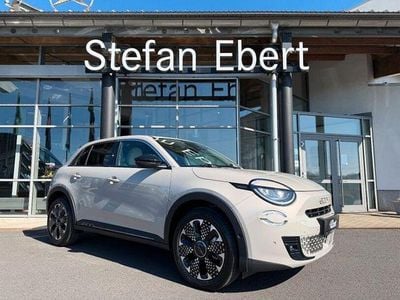 Gebraucht Fiat 600 La Prima 101 PS (74 kW) 2024 Grau SUV