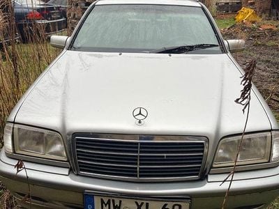 Usata Mercedes C180 Classic 122 CV (89 kW) 1998 Grigio Station wagon