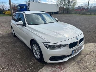 Weiß Gebraucht 2018 BMW 320 Sport Line Kombi | 10.499 € (Fairer Preis)