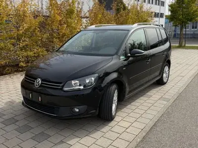 Gebraucht VW Touran Life 140 PS (102 kW) 2014 Schwarz Van / Kleinbus