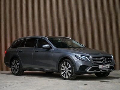 Grau Gebraucht 2019 Mercedes E400 Limousine | 23.788 € (Fairer Preis)