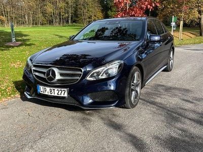 Blau Gebraucht 2015 Mercedes E300 AMG Limousine | 21.000 € (Etwas zu teuer)