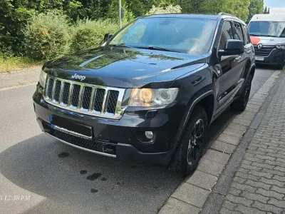 Gebraucht Jeep Grand Cherokee Overland 352 PS (258 kW) 2011 Schwarz SUV