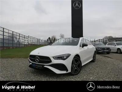 Gebraucht Mercedes CLA250e AMG Line Premium Plus 218 PS (160 kW) 2024 Weiß Coupé