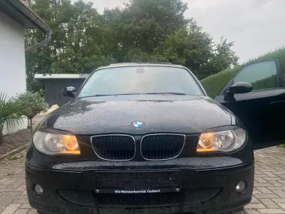 Gebraucht BMW 116 116 PS (85 kW) 2005 Schwarz Kleinwagen
