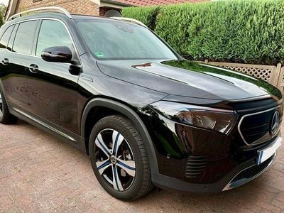 Mercedes EQB250