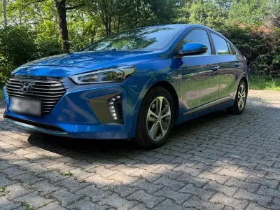 Gebraucht Hyundai Ioniq 141 PS (103 kW) 2018 Blau Kleinwagen