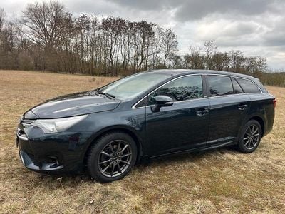 Gebraucht Toyota Avensis Edition-S 147 PS (108 kW) 2016 Blau Kombi