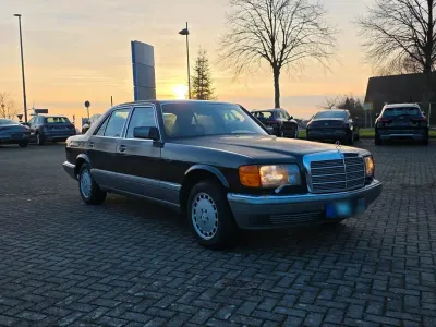 Gebraucht Mercedes 300 180 PS (132 kW) 1988 Schwarz Limousine