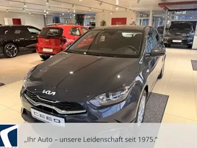 Nowe Kia Ceed Vision 140 KM (102 kW) 2026 Szary Hatchback