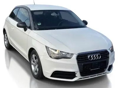 Gebraucht Audi A1 Attraction 86 PS (63 kW) 2012 Weiß Kleinwagen