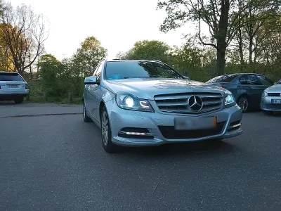 Second-hand Mercedes C200 136 CP (100 kW) 2011 Argintiu Break