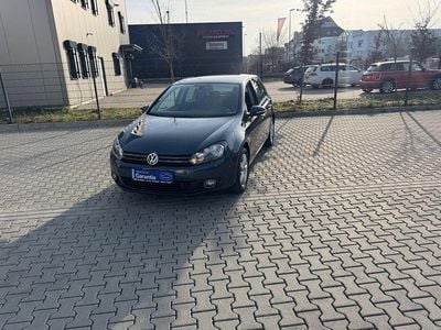 Gebraucht VW Golf VI Team 105 PS (77 kW) 2011 Blau Kleinwagen