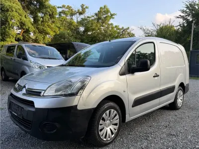 Gebraucht Citroën Berlingo 90 PS (66 kW) 2013 Silber Van / Kleinbus