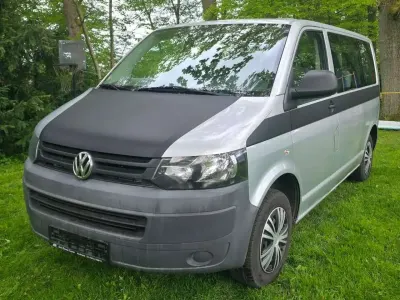 Używany VW Transporter 102 KM (75 kW) 2010 Srebrny Van