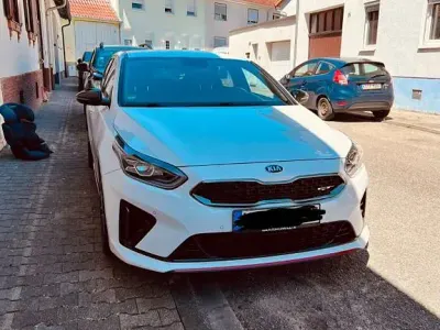 Gebraucht Kia ProCeed GT 204 PS (150 kW) 2019 Silber Kombi