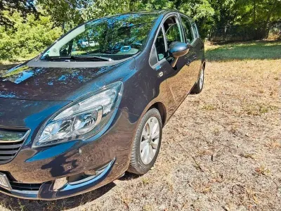 Gebraucht Opel Meriva Innovation 120 PS (88 kW) 2014 Schwarz Van / Kleinbus