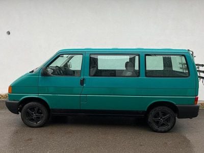 Second-hand VW Transporter 88 CP (64 kW) 2001 Verde Van