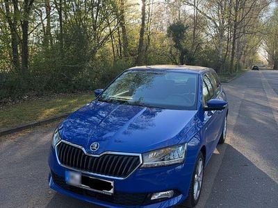 Second-hand Skoda Fabia Clever 75 CP (55 kW) 2018 Albastru Hatchback