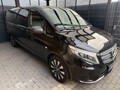 Schwarz Gebraucht 2022 Mercedes Vito Van | 38.700 €