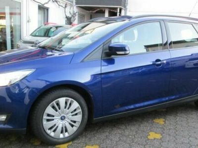 Gebraucht Ford Focus 150 PS (110 kW) 2016 Blau metallic Kombi