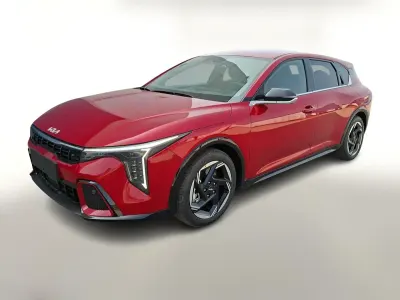 Neu Kia K4 Spirit 179 PS (131 kW) 2026 Fiery red metallic Limousine