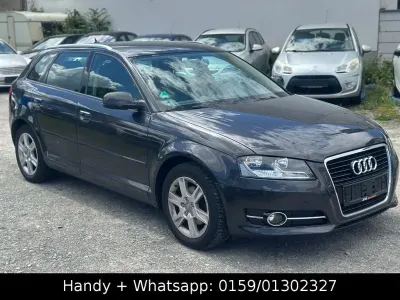 Gebraucht Audi A3 Attraction 105 PS (77 kW) 2013 Grau Limousine