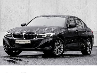 Schwarz Gebraucht 2022 BMW 320 Shadowline Limousine | 31.690 € (Fairer Preis)