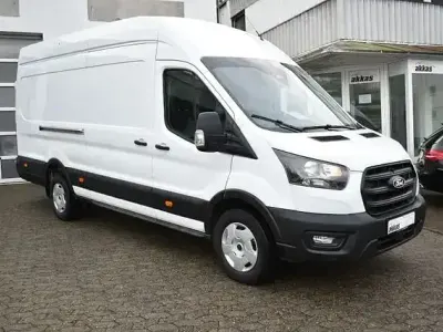 Gebraucht Ford Transit Trend 176 PS (129 kW) 2025 Weiß Van / Kleinbus