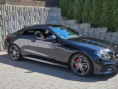 Usata Mercedes E200 AMG 184 CV (135 kW) 2018 Nero Coupé