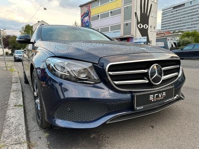 gebraucht Mercedes E220 d 4Matic Avantgarde | Multi Beam | Night