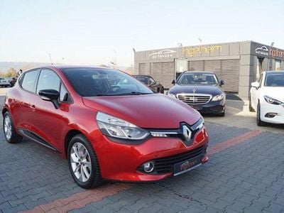 Gebraucht Renault Clio IV LIMITED 115 PS (84 kW) 2016 Rot Limousine