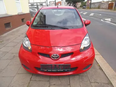 Gebraucht Toyota Aygo Cool 68 PS (50 kW) 2010 Fire red Kleinwagen